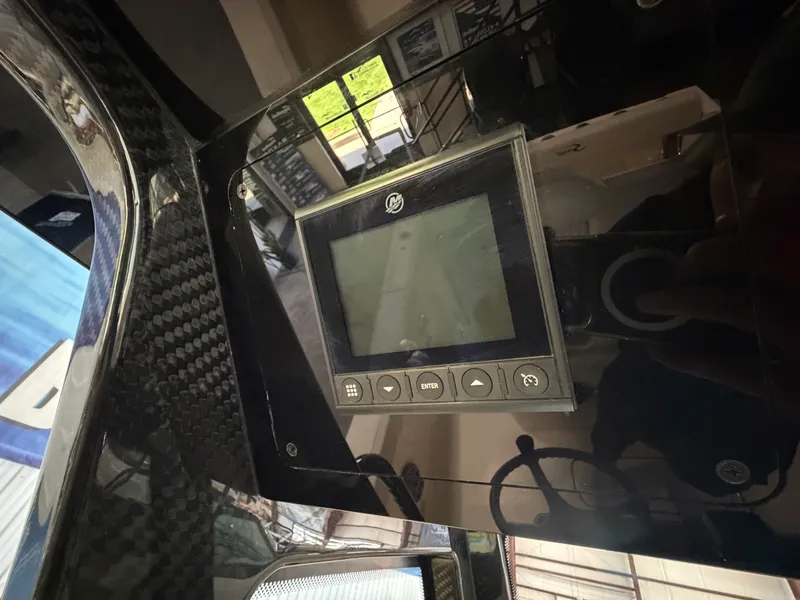 Slide: The Image of Scout 260 LXF 2027 - 9