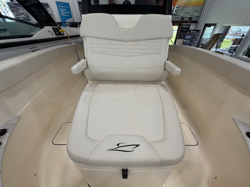 Slide: The Image of Scout 260 LXF 2027 - 45