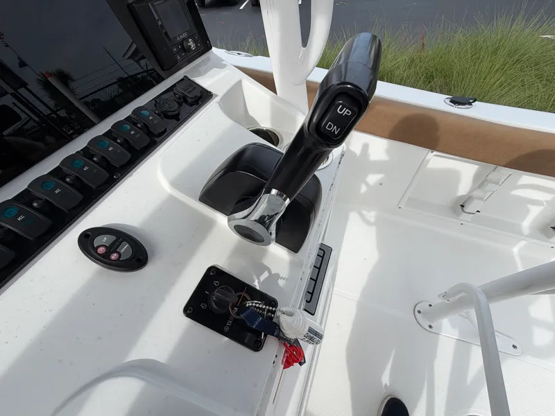 Slide: The Image of Sea Hunt ULTRA 219 2023 - 15