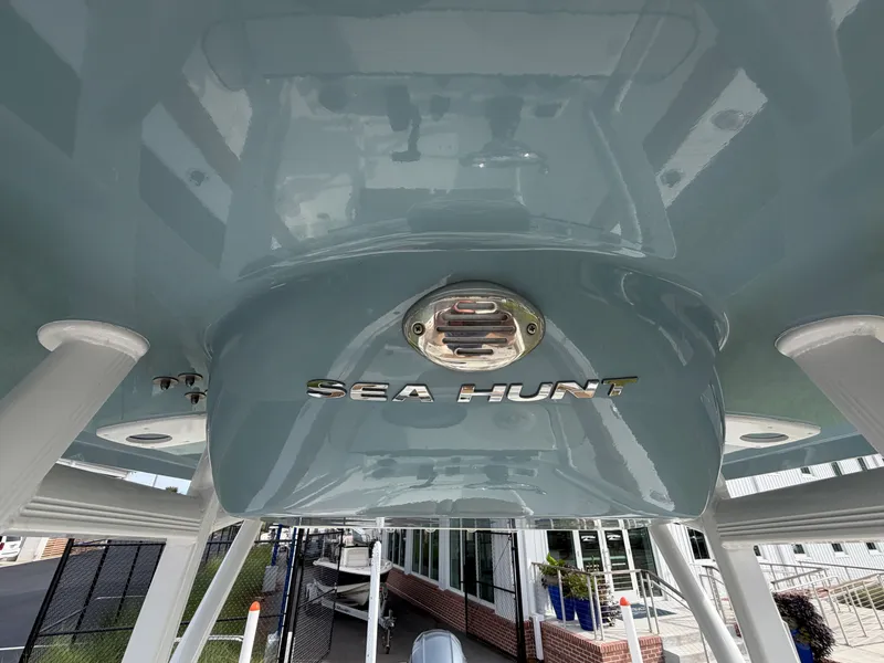 Slide: The Image of Sea Hunt ULTRA 219 2023 - 22