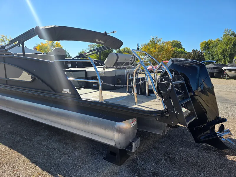 Slide: The Image of Barletta LUSSO 25UE 2023 - 4