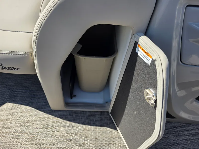 Slide: The Image of Barletta LUSSO 25UE 2023 - 15