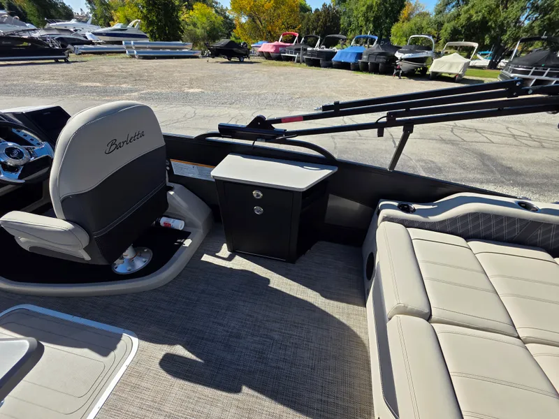 Slide: The Image of Barletta LUSSO 25UE 2023 - 26