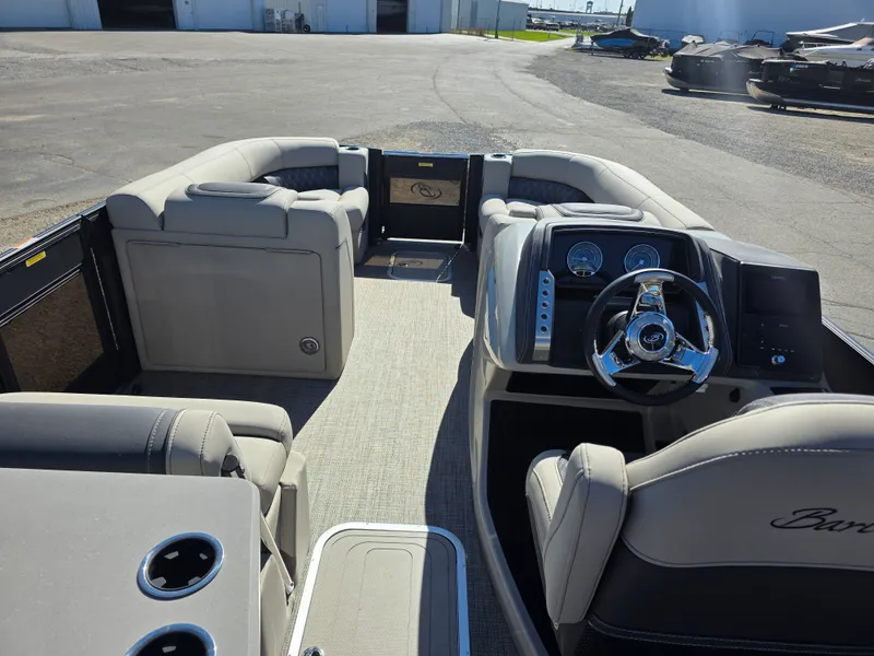 Slide: The Image of Barletta LUSSO 25UE 2023 - 6