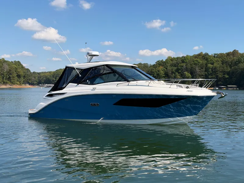 Slide: The Image of Sea Ray Sundancer 320 2027 - 53