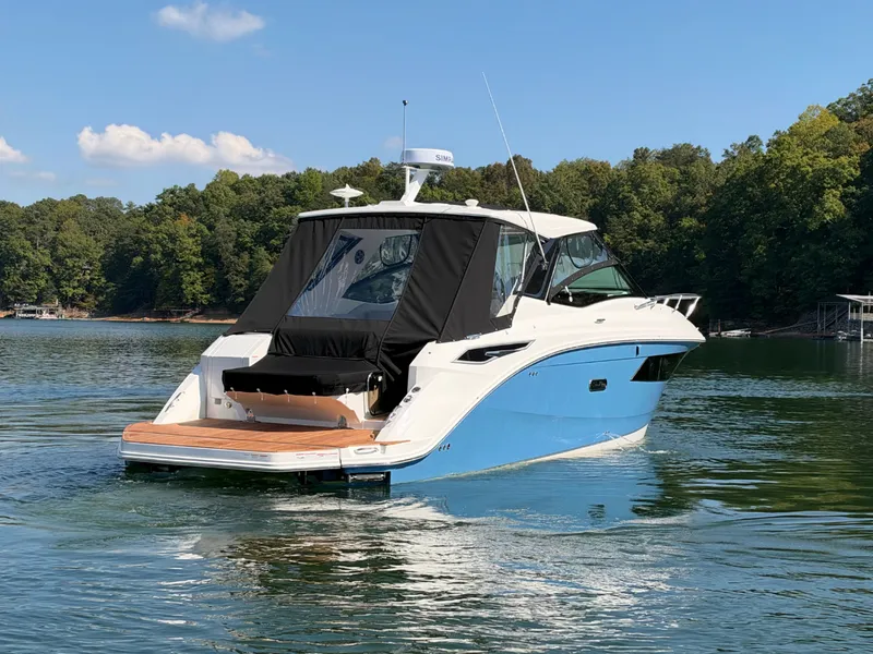 Slide: The Image of Sea Ray Sundancer 320 2027 - 5