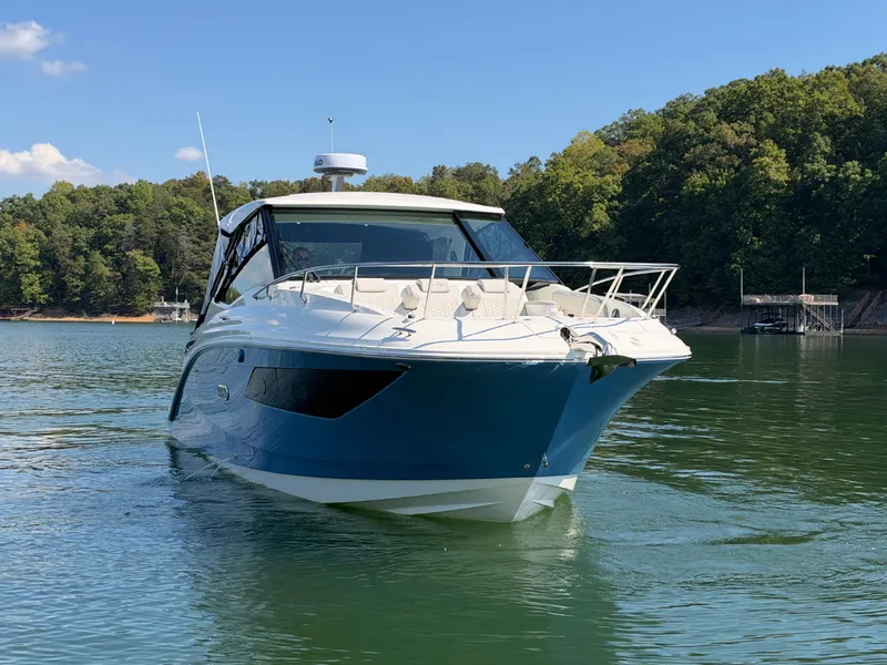 Slide: The Image of Sea Ray Sundancer 320 2027 - 56