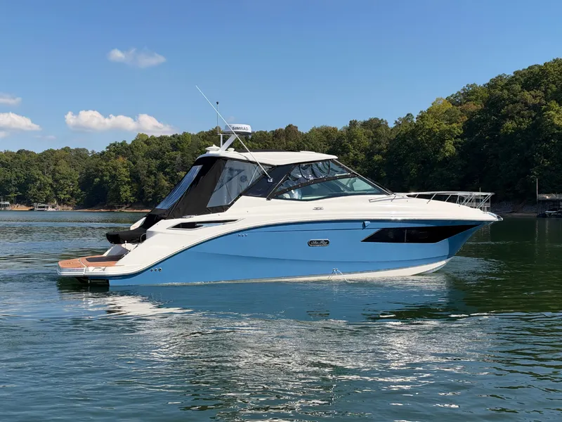 Slide: The Image of Sea Ray Sundancer 320 2027 - 4