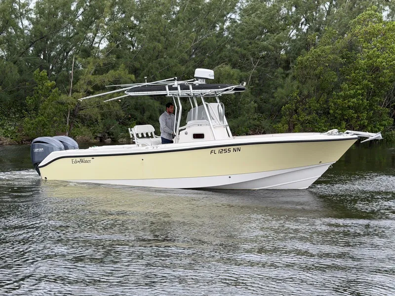 Slide: The Image of EdgeWater 265CC 2006 - 25
