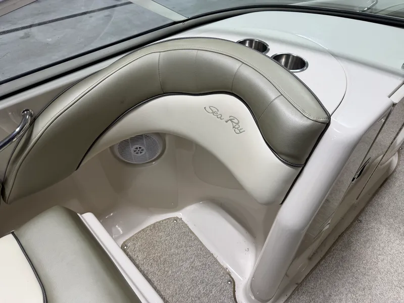 Slide: The Image of Sea Ray 200 SUNDECK 2005 - 15