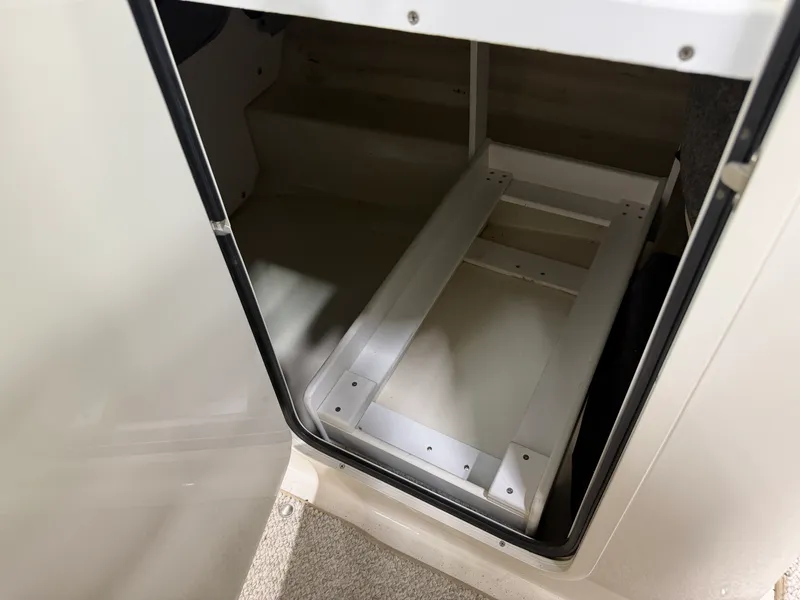 Slide: The Image of Sea Ray 200 SUNDECK 2005 - 30