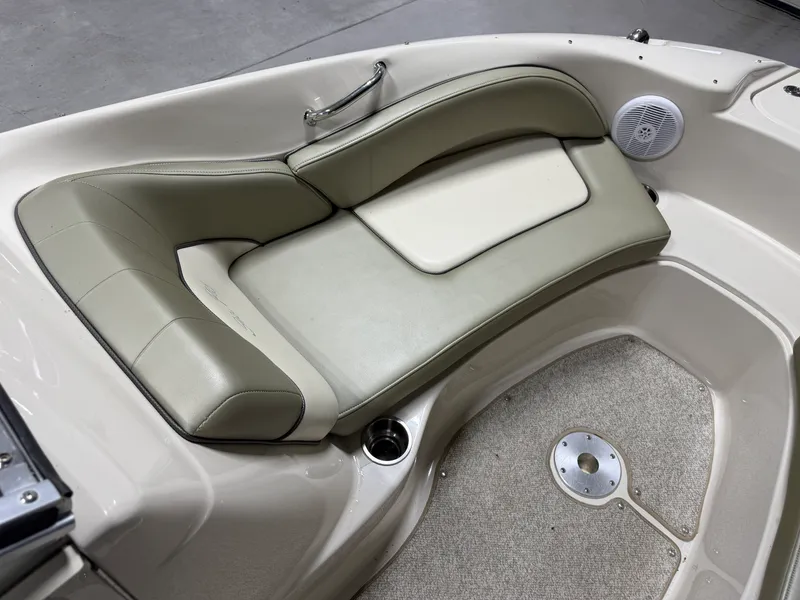 Slide: The Image of Sea Ray 200 SUNDECK 2005 - 37