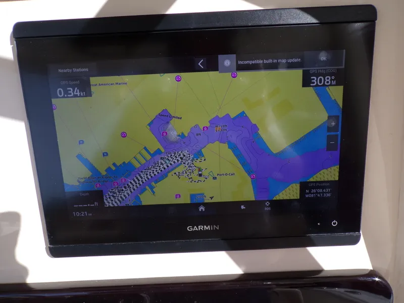 Slide: The Image of Boston Whaler 250 OUTRAGE 2019 - 32
