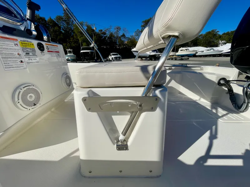 Slide: The Image of Boston Whaler 150 Montauk 2027 - 5