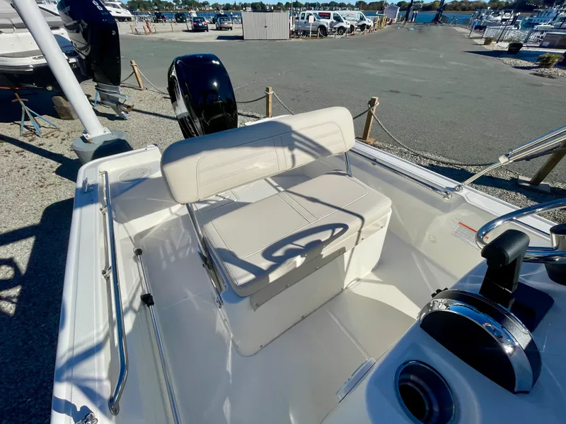 Slide: The Image of Boston Whaler 150 Montauk 2027 - 6