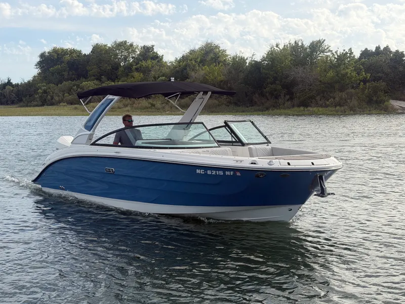 Slide: The Image of Sea Ray SDX 270 OB 2025 - 30