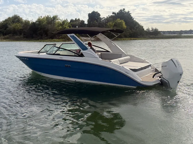 Slide: The Image of Sea Ray SDX 270 OB 2025 - 19