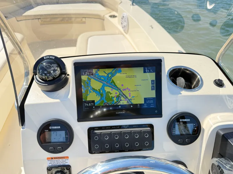 Slide: The Image of Scout 188 Sport Dorado 2027 - 17