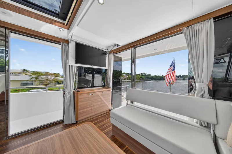 Slide: The Image of Aquila 54 YACHT 2025 - 122