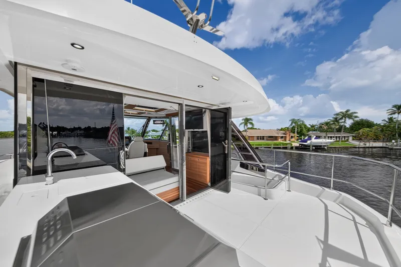 Slide: The Image of Aquila 54 YACHT 2025 - 118