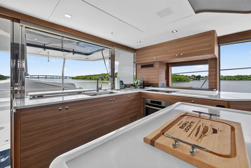 Slide: The Image of Aquila 54 YACHT 2025 - 85