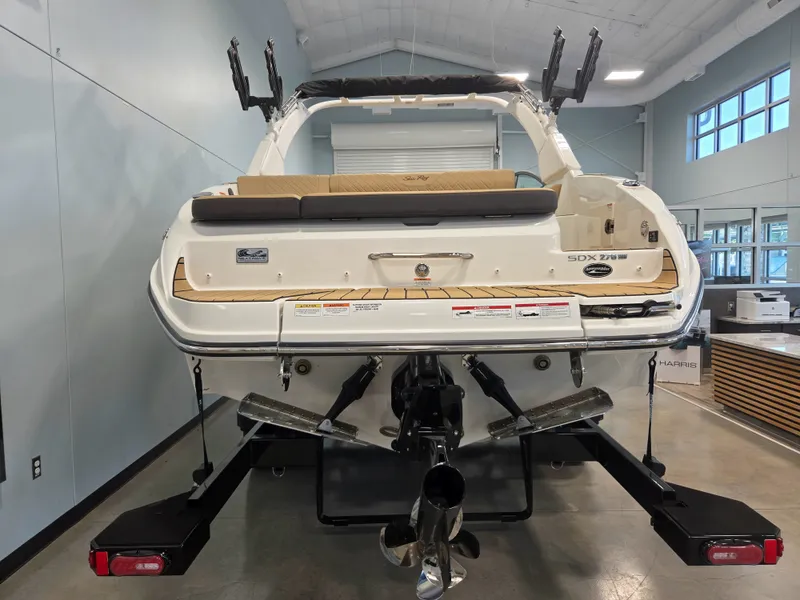 Slide: The Image of Sea Ray SDX 270 Surf 2027 - 5