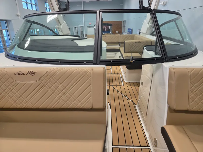 Slide: The Image of Sea Ray SDX 270 Surf 2027 - 28