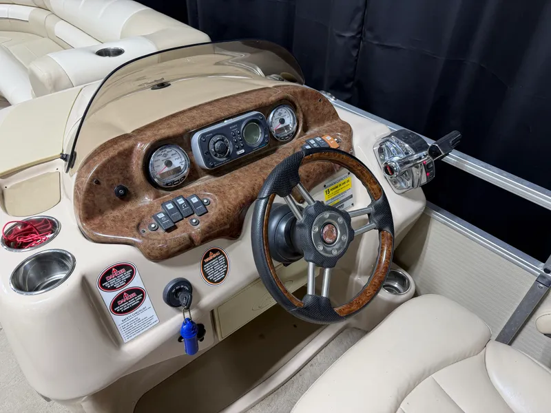 Slide: The Image of Harris 220 SS LTD SUNLINER 2008 - 30