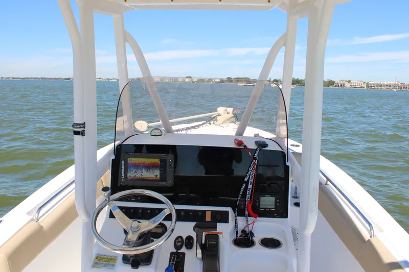 Slide: The Image of Sea Hunt 225 ULTRA 2017 - 27