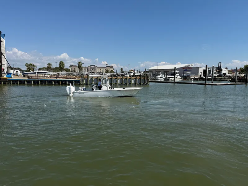 Slide: The Image of Tidewater 2500 CAROLINA BAY 2021 - 17