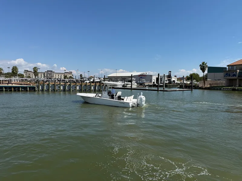 Slide: The Image of Tidewater 2500 CAROLINA BAY 2021 - 9