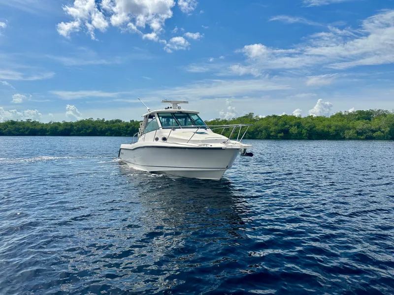Slide: The Image of Boston Whaler 345 CONQUEST 2012 - 3