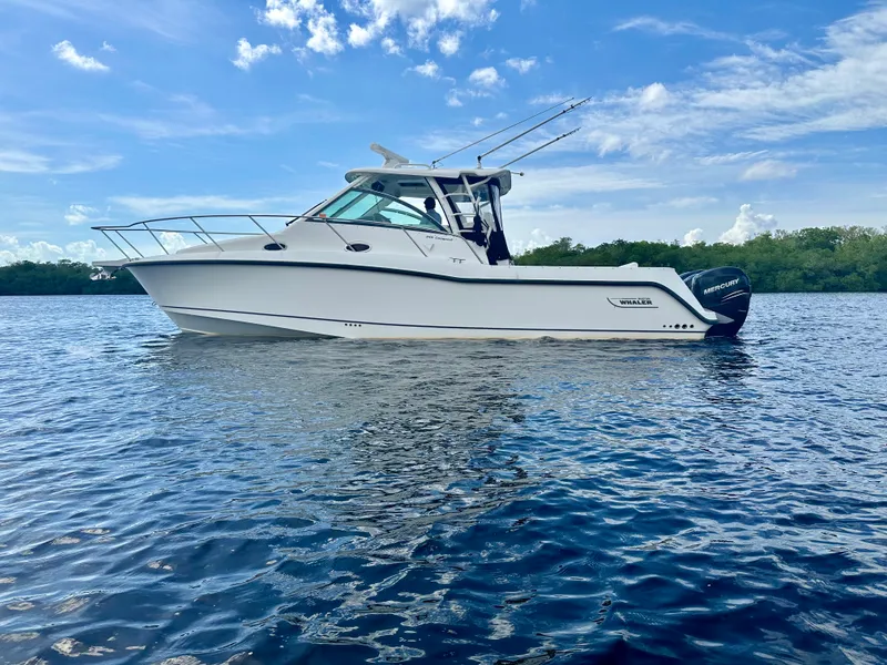 Slide: The Image of Boston Whaler 345 CONQUEST 2012 - 8