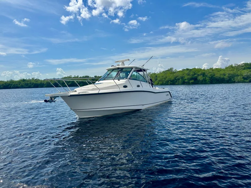 Slide: The Image of Boston Whaler 345 CONQUEST 2012 - 5