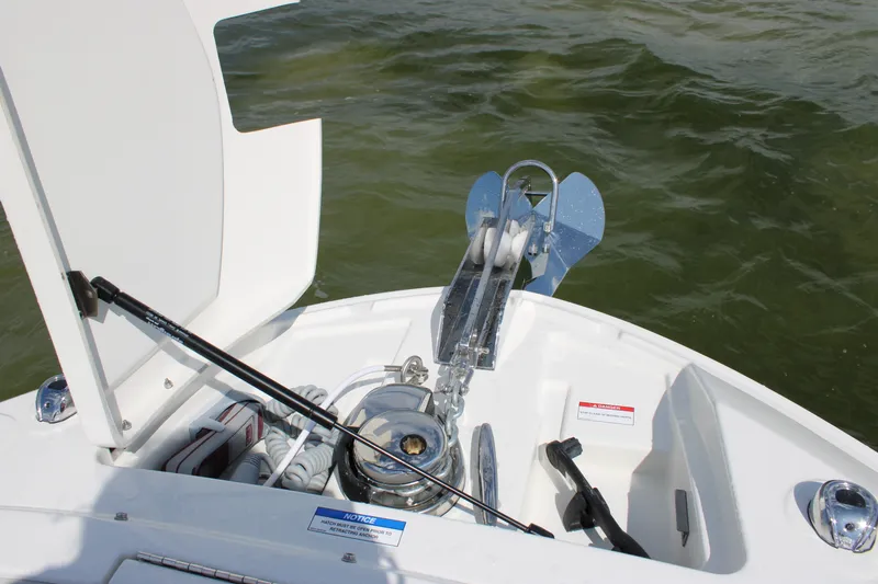 Slide: The Image of Sea Ray SLX 310 Outboard 2027 - 37