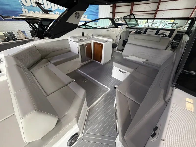 Slide: The Image of Cruisers 38 GLS 2027 - 37