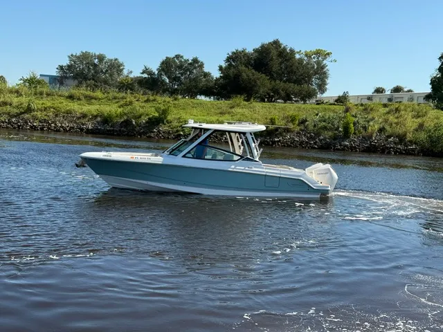 Slide: The Image of Boston Whaler 280 VANTAGE 2021 - 1