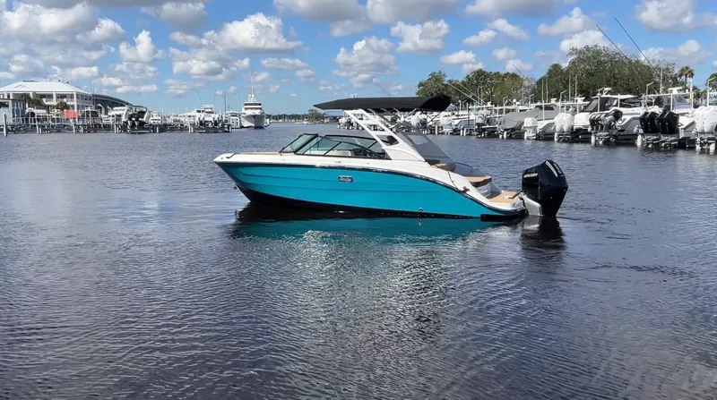 The Image of Sea Ray SDX 230 Outboard 2027 - 0