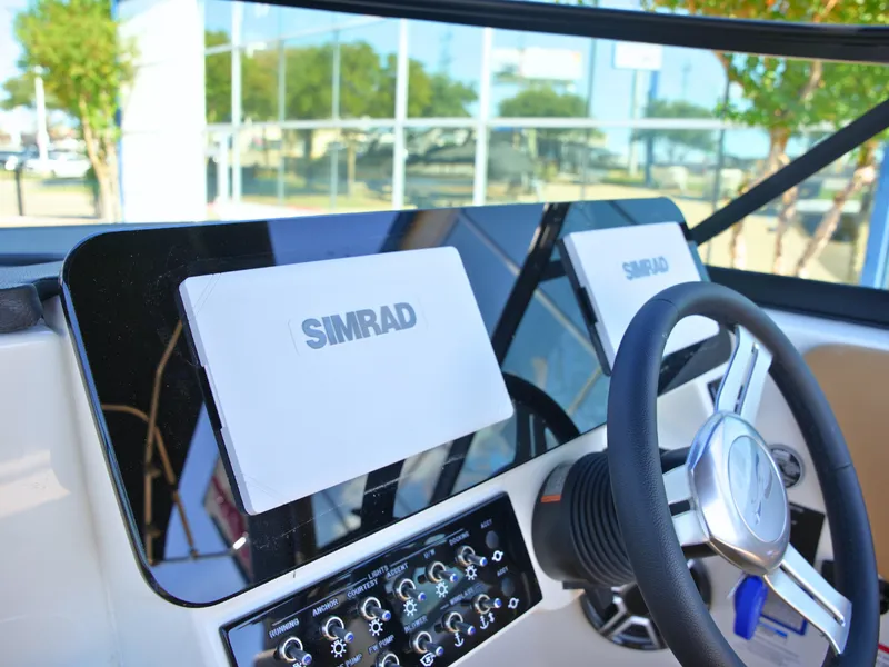 Slide: The Image of Sea Ray SDX 270 Surf 2027 - 27