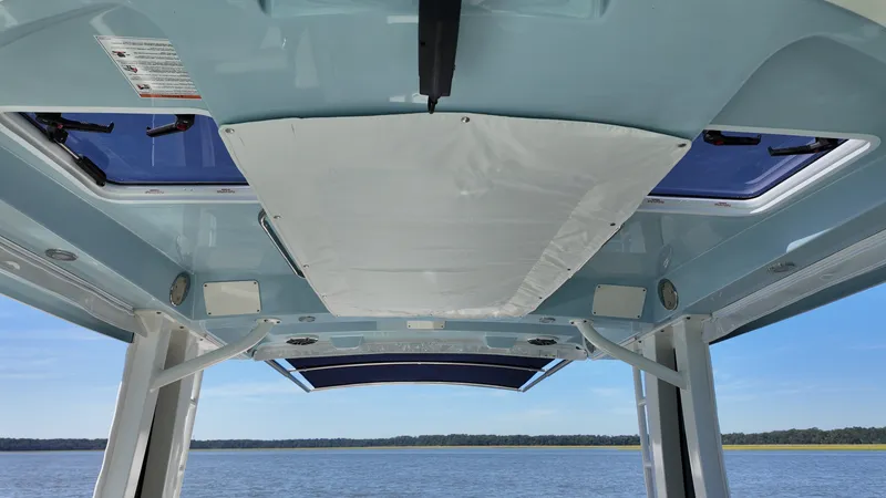 Slide: The Image of Boston Whaler 330 Vantage 2027 - 24