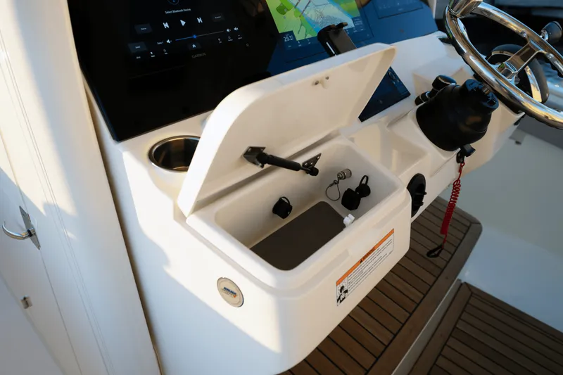 Slide: The Image of Scout 357 LXF 2027 - 46