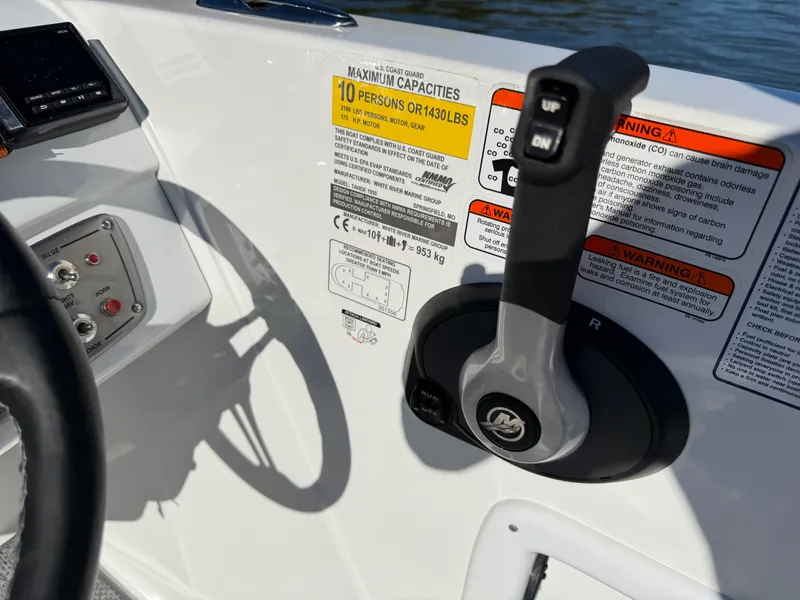 Slide: The Image of Tracker TAHOE 1950 2023 - 19