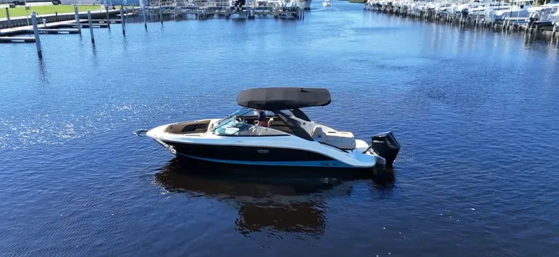 The Image of Sea Ray SLX 260 Outboard 2027 - 0