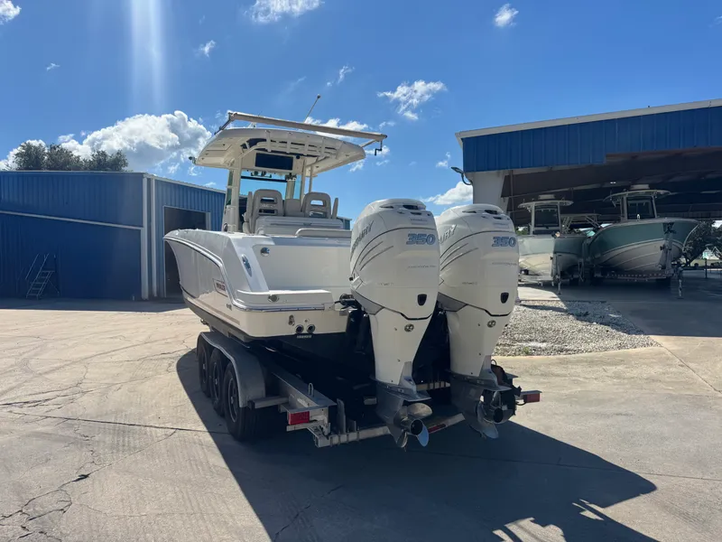 Slide: The Image of Boston Whaler 33 OR 2017 - 3