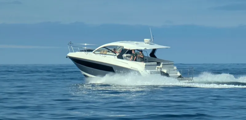 Slide: The Image of Cruisers 39 EXPRESS COUPE 2018 - 38