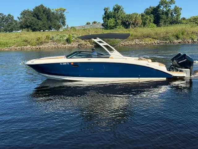 Slide: The Image of Sea Ray 290 SUNDECK OB 2023 - 7