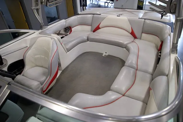 Slide: The Image of Mb Boats B-52 2012 - 25