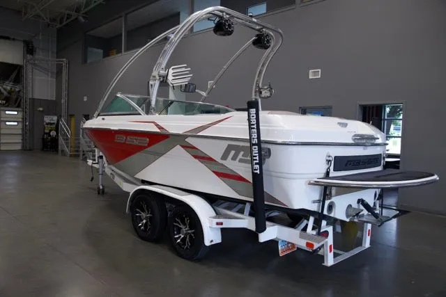 Slide: The Image of Mb Boats B-52 2012 - 2