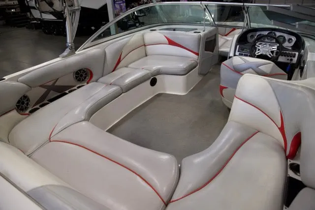 Slide: The Image of Mb Boats B-52 2012 - 20