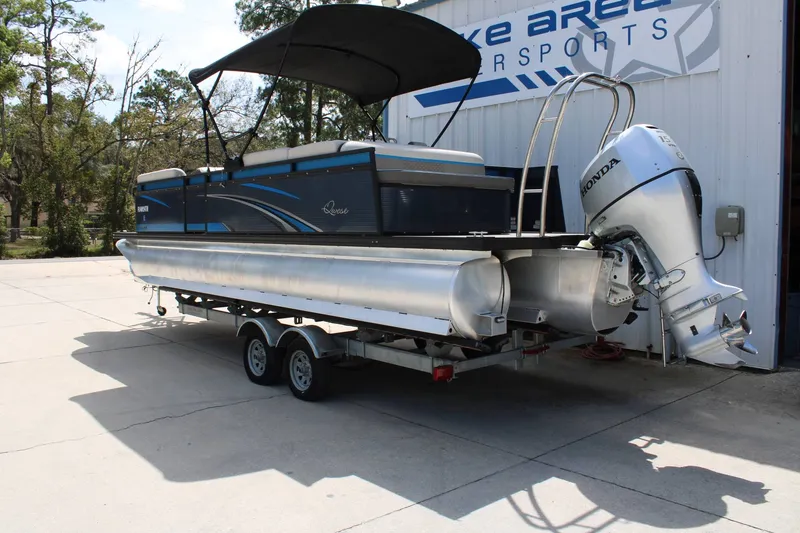 Slide: The Image of Qwest E CLASS 2022 - 17